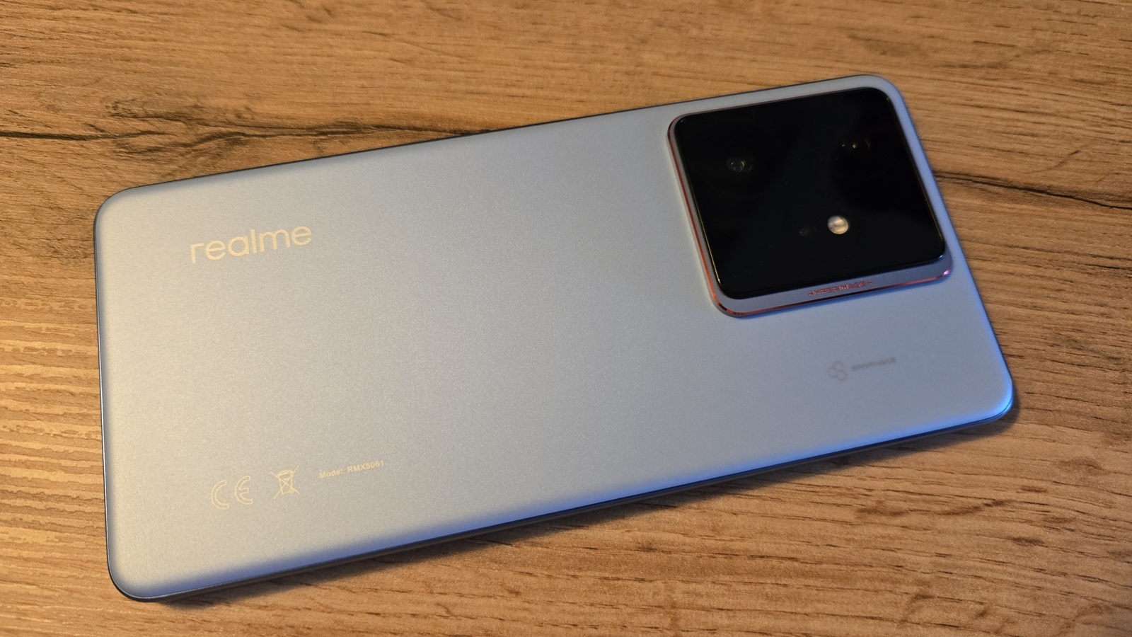 realme GT 7 02