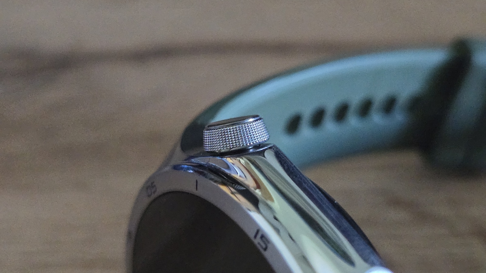 OnePlus Watch 3 couronne rotative