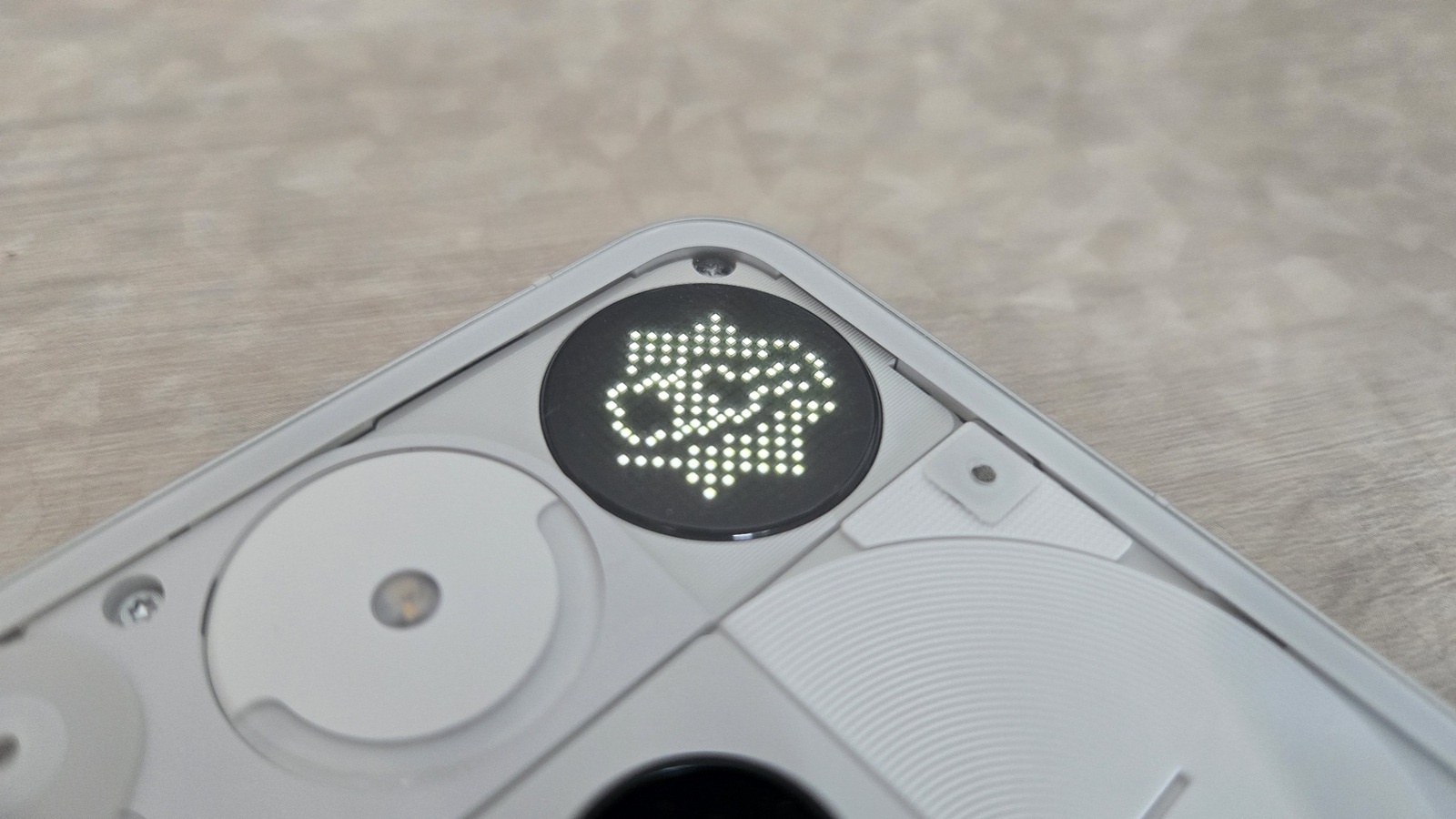 Nothing Phone 3 Glyph Matrix 03