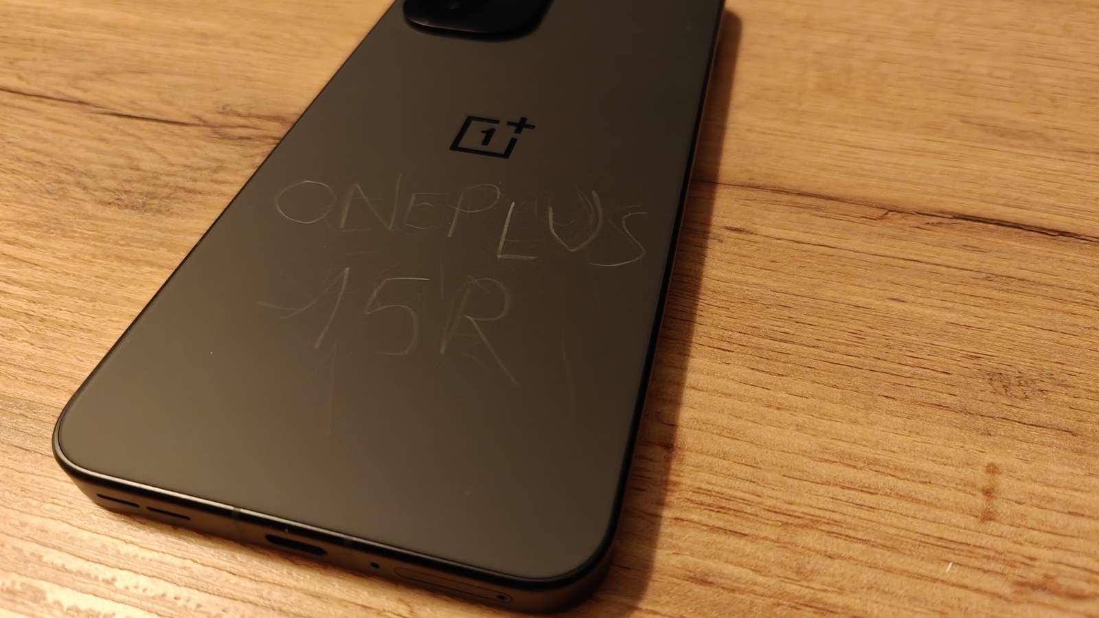 OnePlus 15R 12