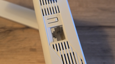 Mercusys ME80X WLAN-Repeater 03