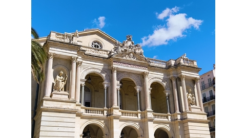 Nichts Telefon 2a plus Zoom x2