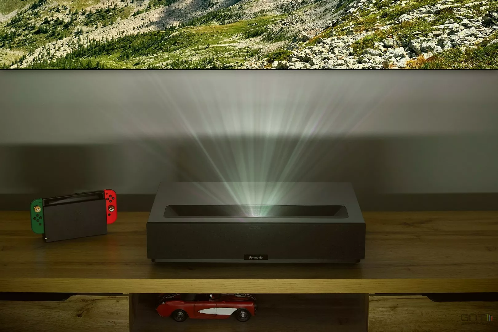 Formovie Theater - Vidéoprojecteur Laser 4K Ultra Courte Focal