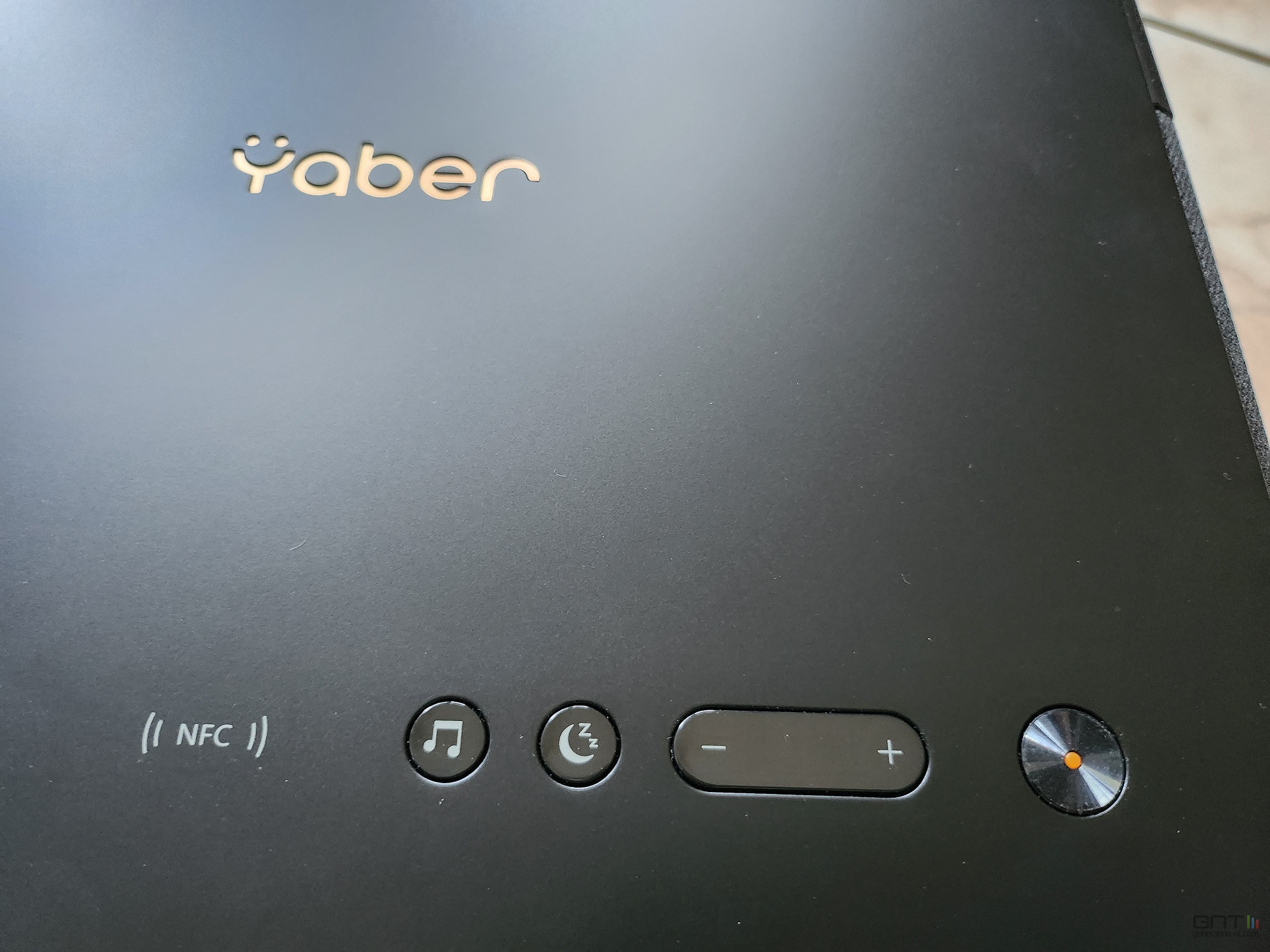 Test du Yaber K2s : Un projecteur intelligent convaincant à un prix  raisonnable