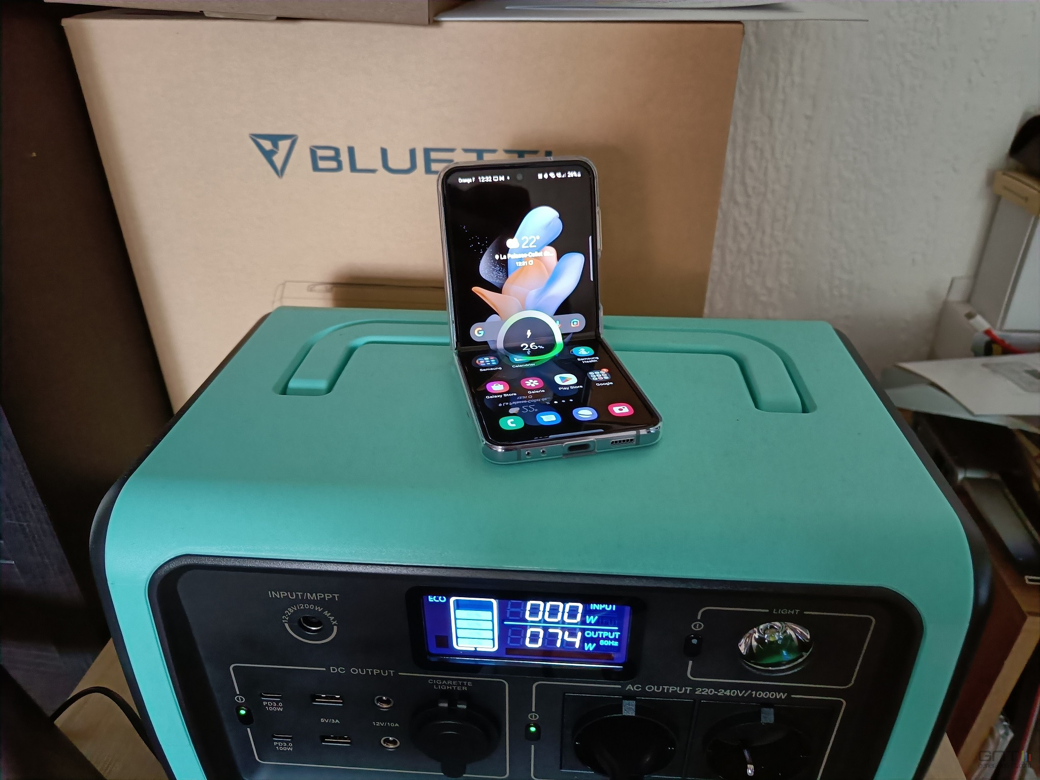 Bluetti EB70 charge sans fil 03