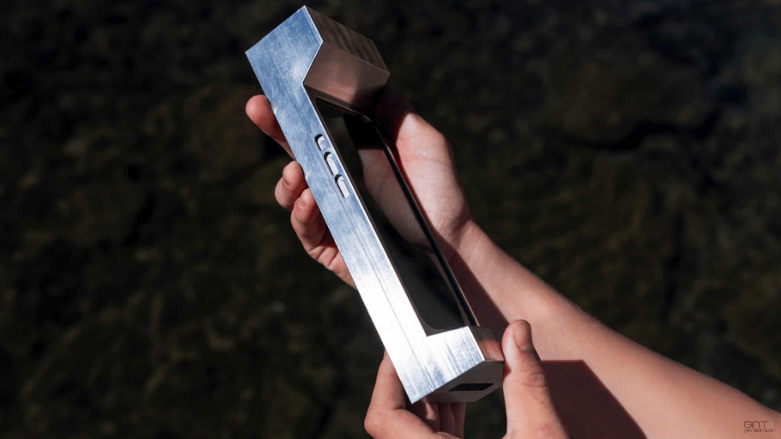 6 Pound Phone Case (2)