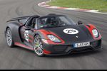 628x410x001-2015-porsche-918-spyder628opt.jpg.pagespeed.ic.0cA9zI5OnY