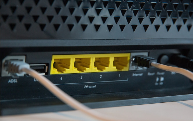 ADSL modem box reseau cuivre