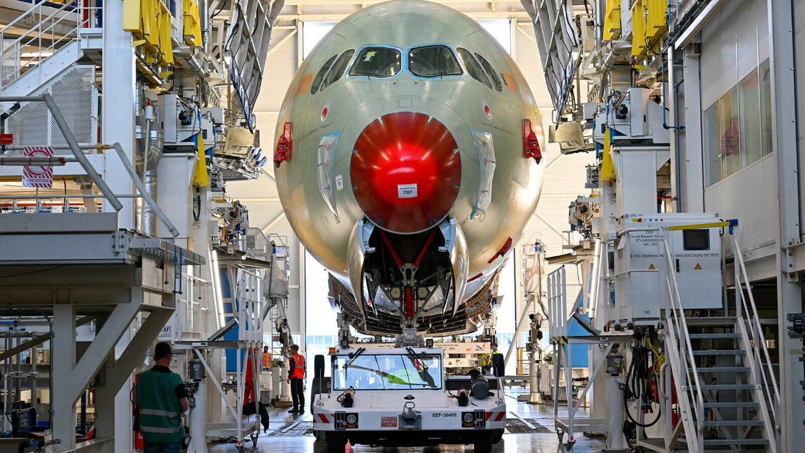 Airbus A350-1000 ULR.