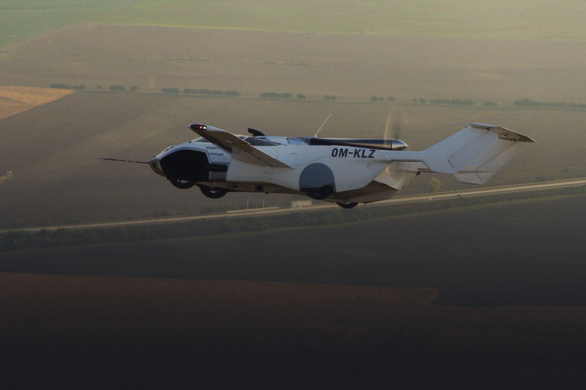 AirCar : La Voiture Volante A Effectué Son Premier Vol