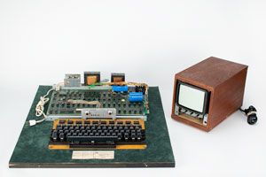 apple-1-rr-auction