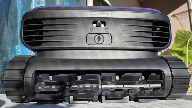 Test Beatbot Sora 70 : le robot piscine intelligent 4 en 1 qui s'occupe de tout !