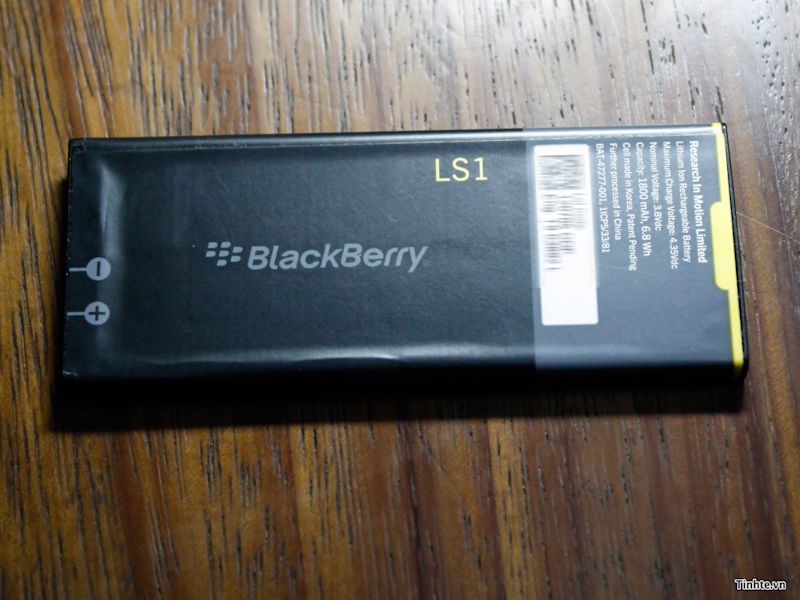 BlackBerry _10_L_Series-GNT_i