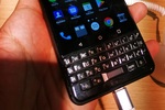 BlackBerry KeyOne Black Edition 03