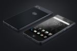 BlackBerry Motion 03