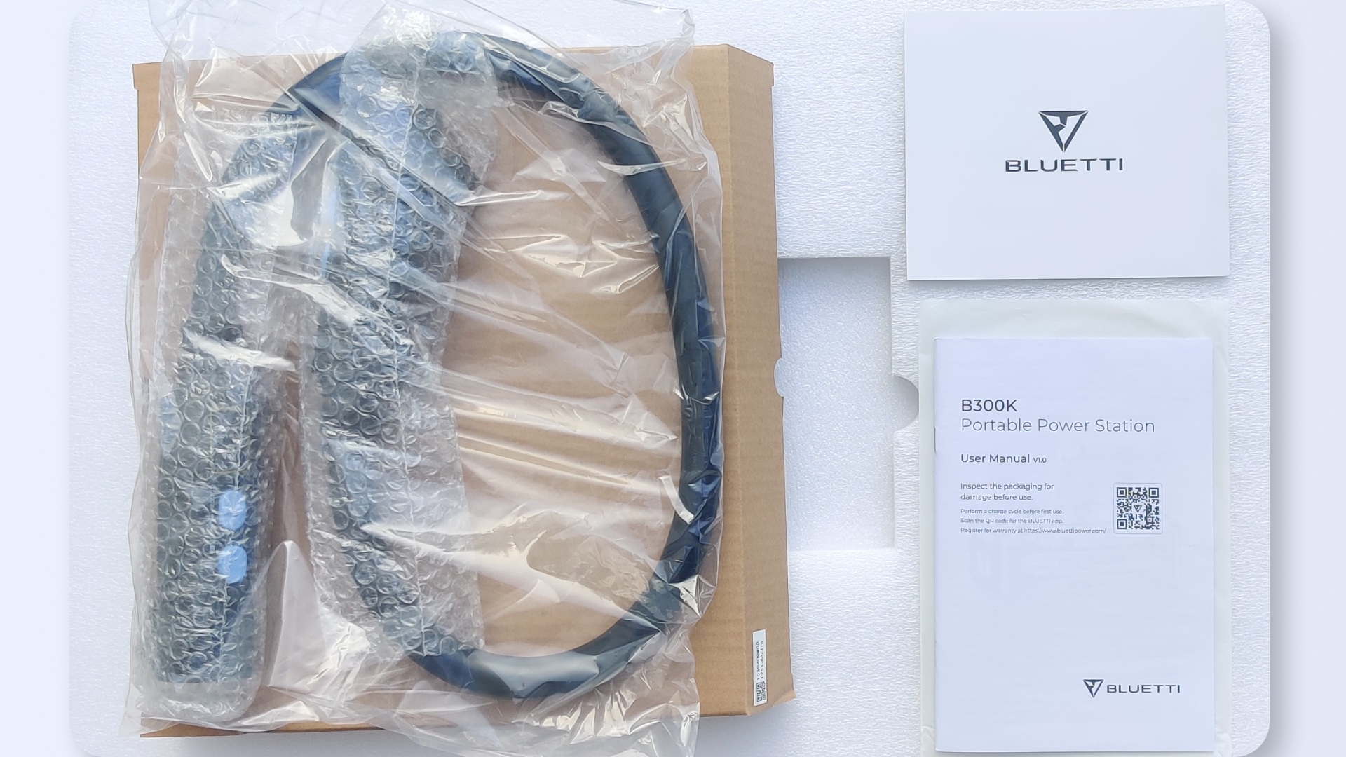 Bluetti B300K - Contenu de la boite