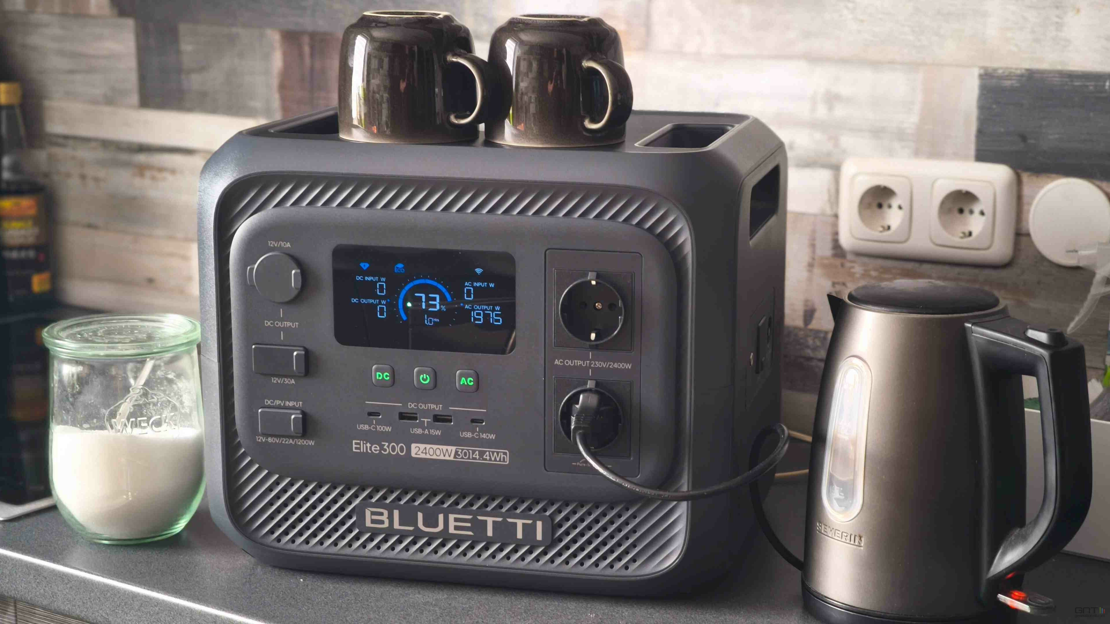 BLUETTI Elite 300 : la station d'énergie qui redéfinit la puissance nomade