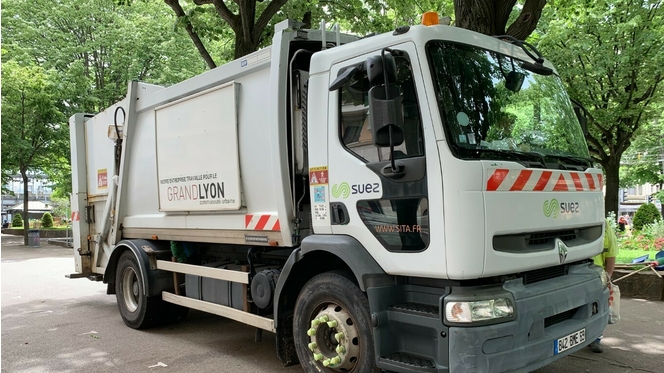 Camion poubelle 0