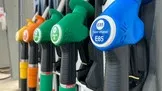 Hausse des prix des carburants : la vente à perte écartée, quoi pour remplacer ?