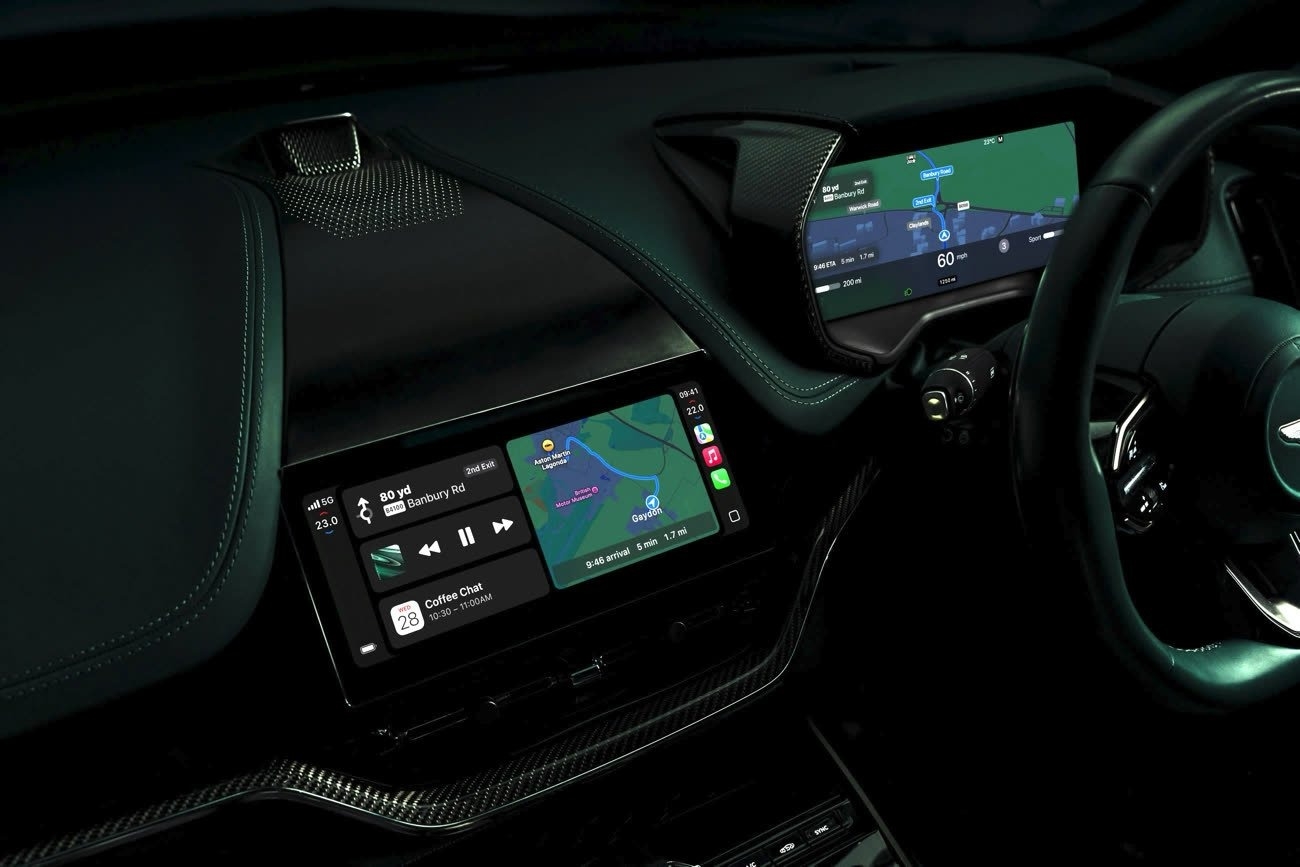 Carplay-ultra-aston-martin-DBX707