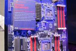 Carte mère Asus LGA 1366 / LGA 2011 - 1