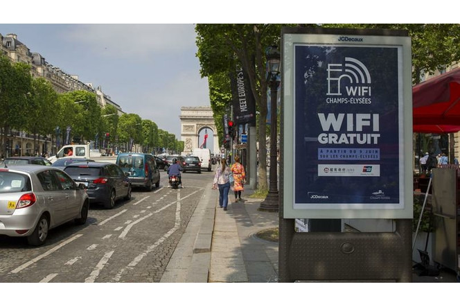 Champs Elysées WiFi