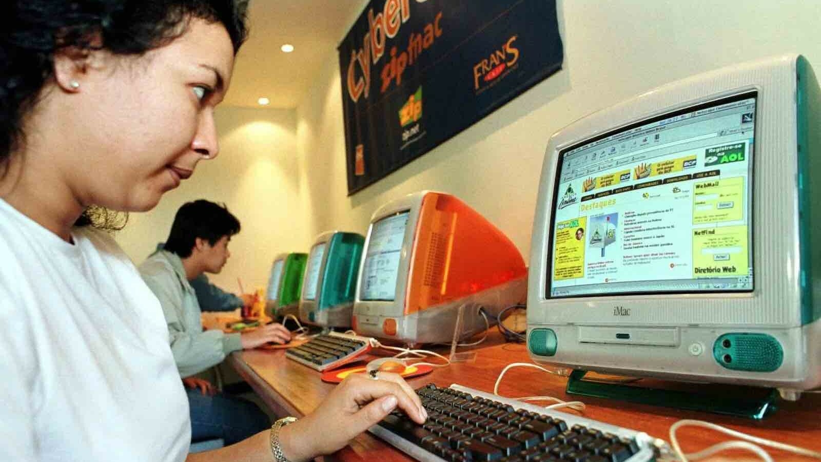 cybercafe?
