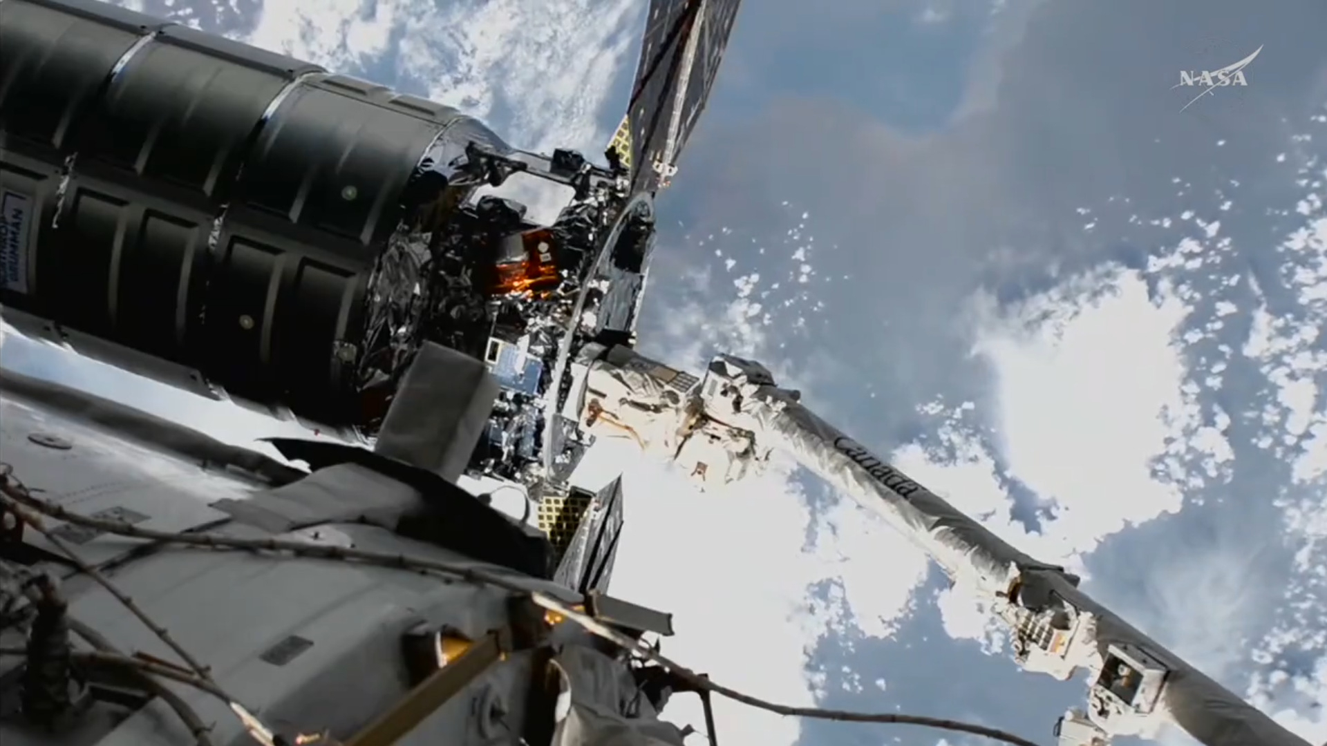 cygnus-xl-canadarm2-iss