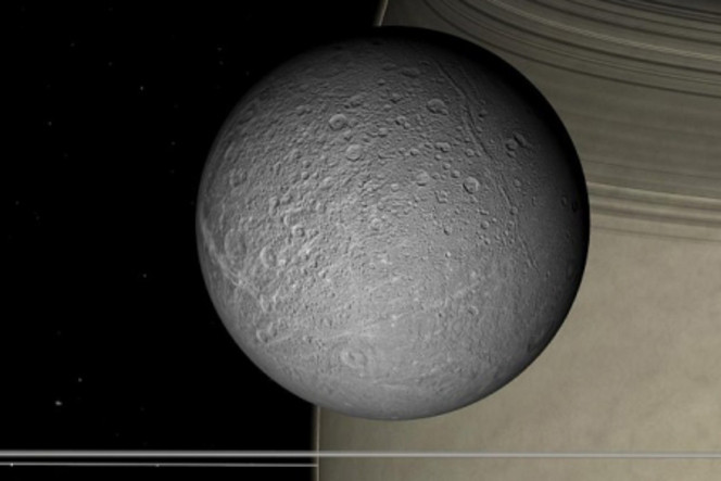 Dione lune saturne