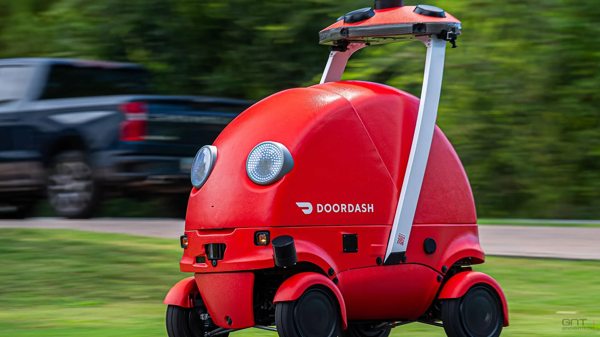 DoorDash lance Dot, son propre robot de livraison, et s'allie à un concurrent d'Uber