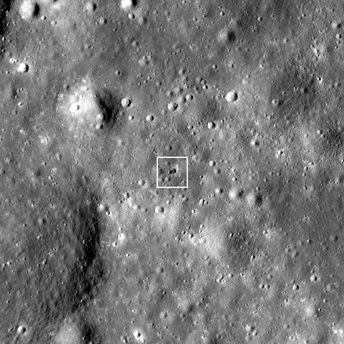 double-cratere-impact-lune-mars-2022-debris-fusee