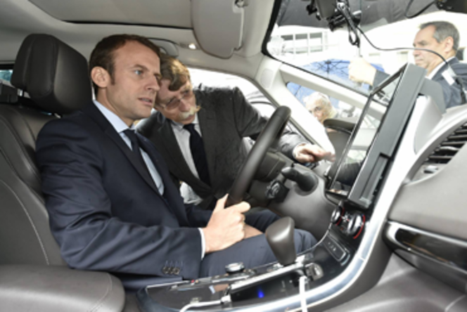Emmanuel-Macron-vehicule-autonome