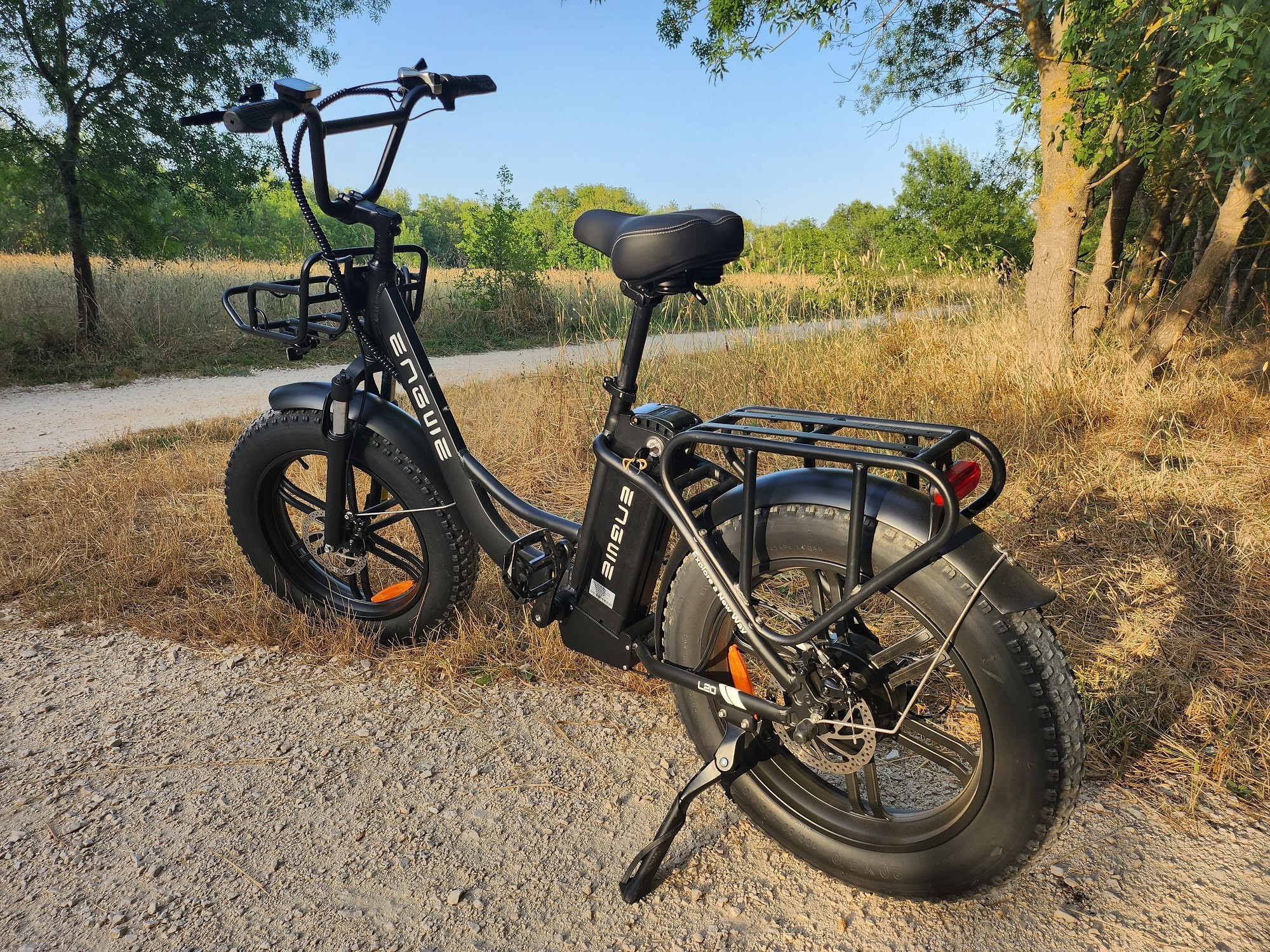 Test Engwe L20 : mi-cargo, mi-tout-terrain, pur vélo électrique