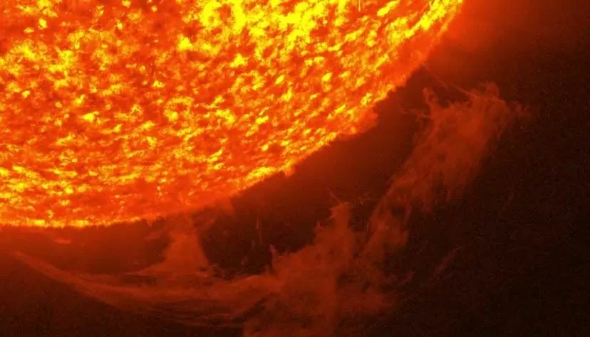 eruption solaire SDO 2