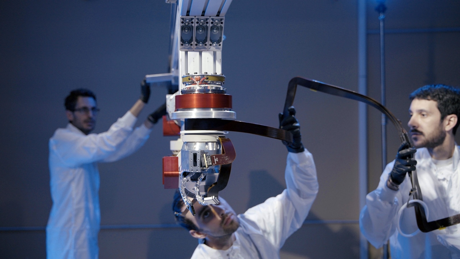 ESA robotic arm STA Leonardo 03