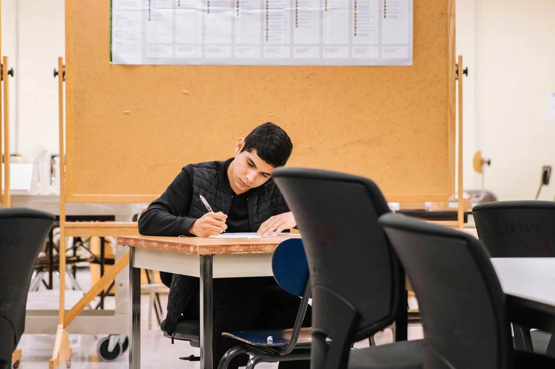 e?tudiant examen