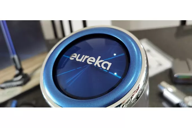 🔥 L'aspirateur balai sans fil Eureka AK10, rival du Dyson V10, en promo  chez