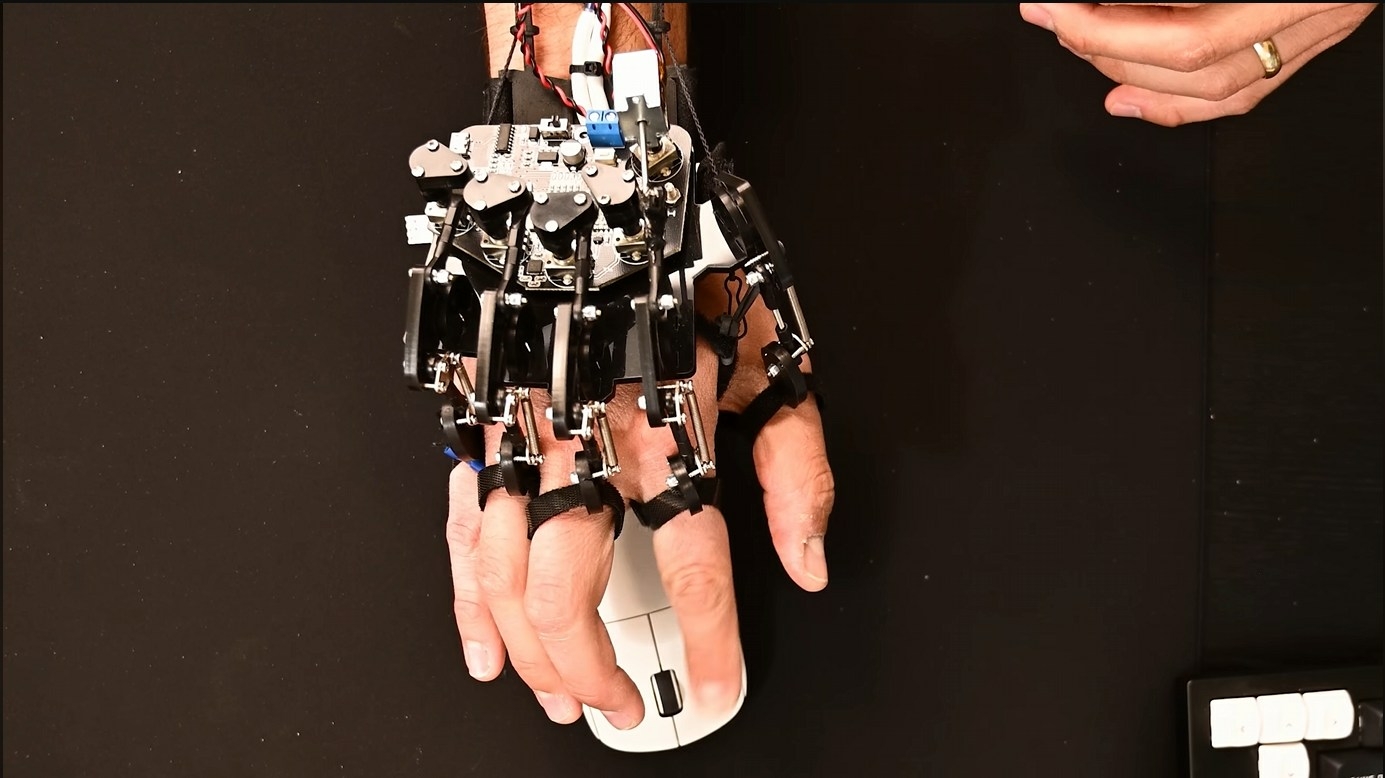 exosquelette triche