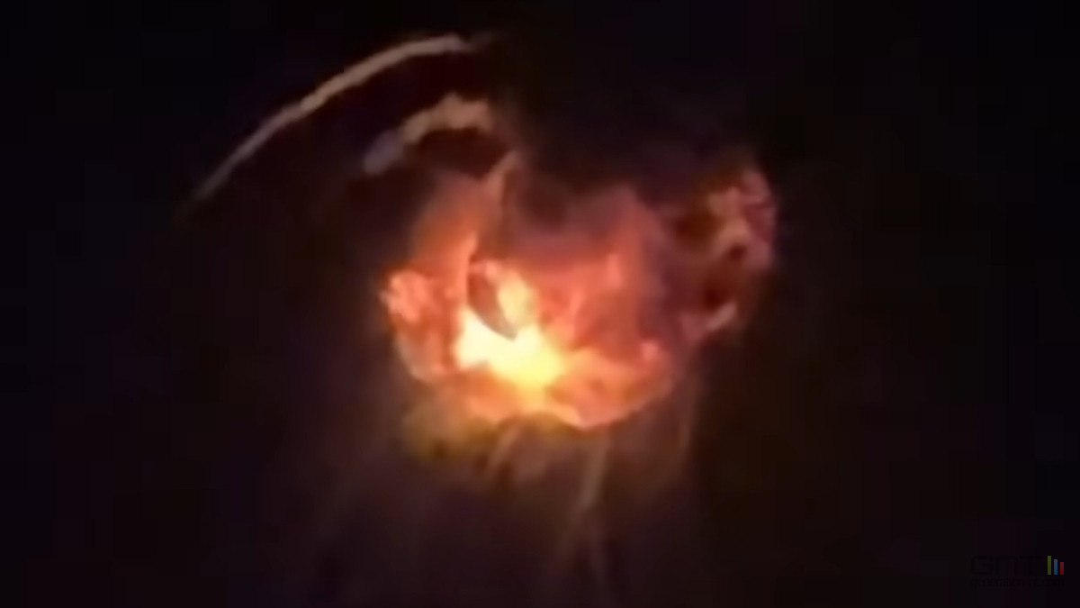 Catastrophe avec une fusée chinoise qui explose peu après son décollage