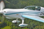 Extra 330