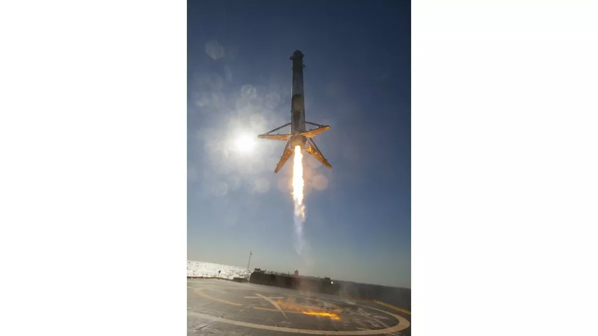 SpaceX : Nouvel Atterrissage Réussi Pour Falcon 9 Sur Une Barge En Mer