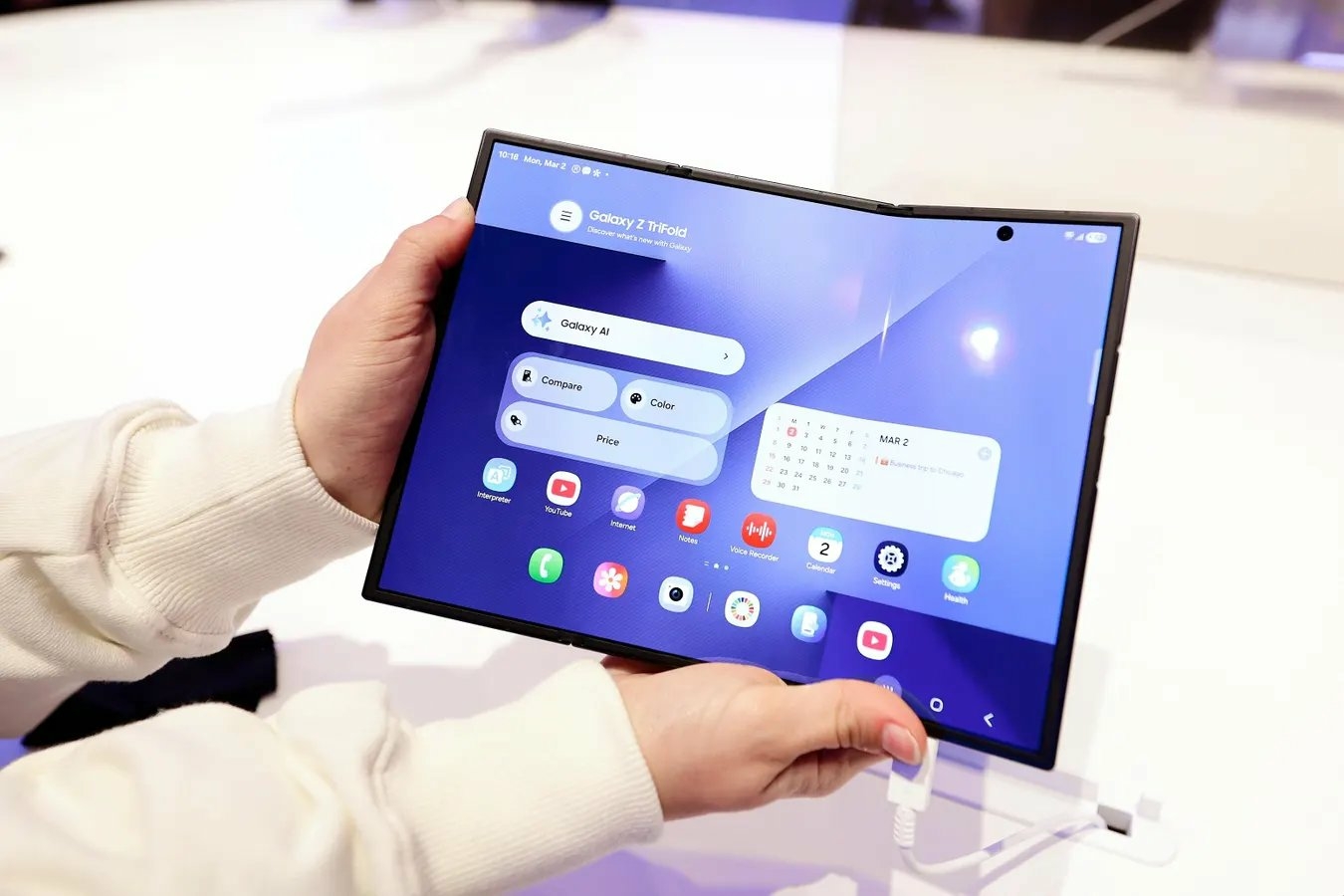 Galaxy Z Fold 8_02