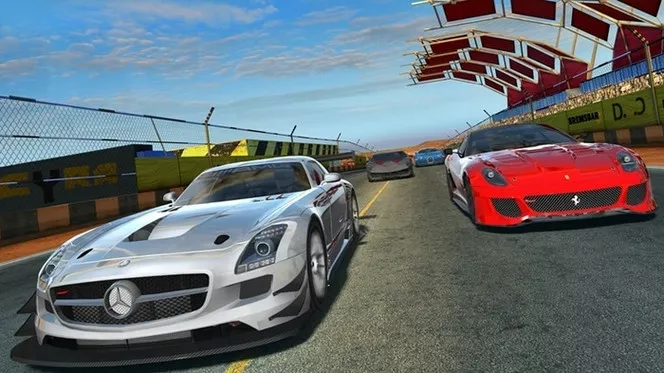 gt-racing-2-the-real-car-experience-pour-windows-8-screen1