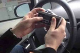 Hack insolite : prendre le contrôle d'une voiture avec une manette NES