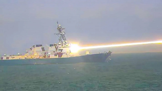 L'US Navy a testé son laser anti-drone HELIOS avec succès, mais tout n ...
