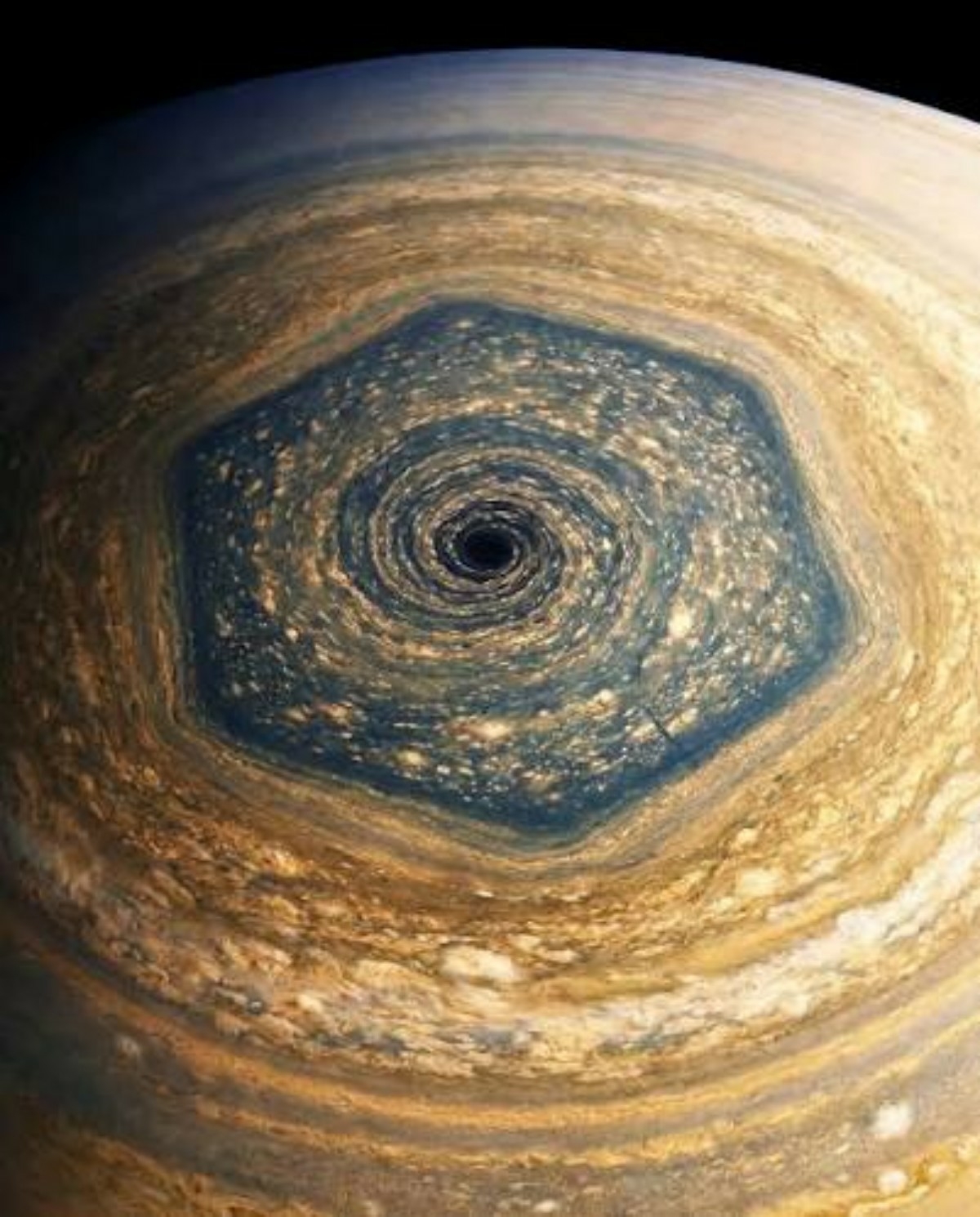 Hexagone saturne