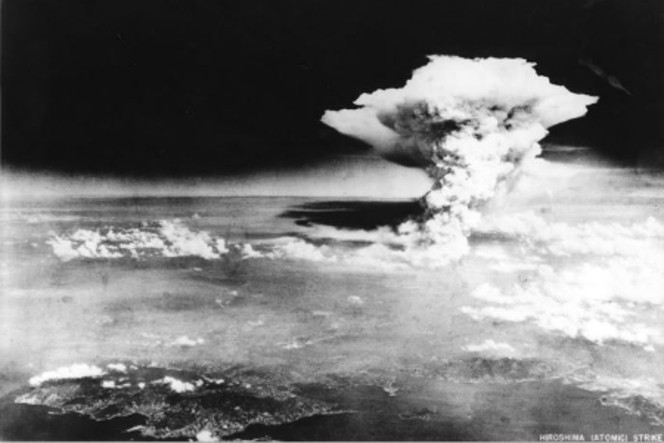 Hiroshima-frappe-atomique