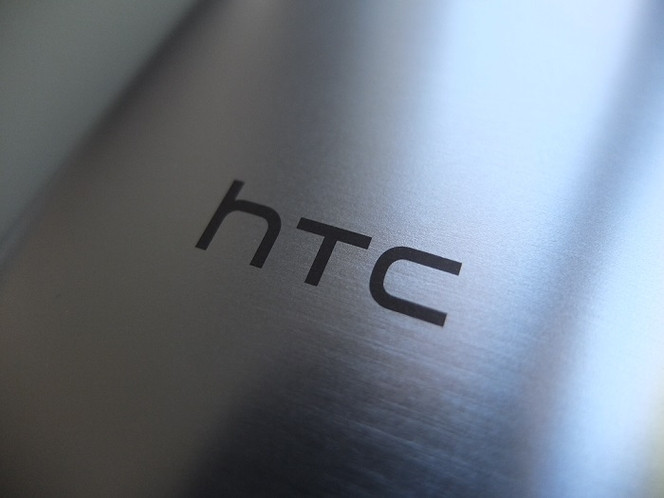 HTC One M9 logo