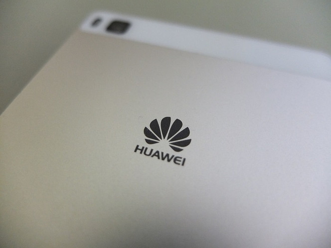 Huawei P8 logo