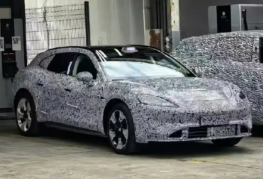 Huawei Shangjie Z7 camouflage